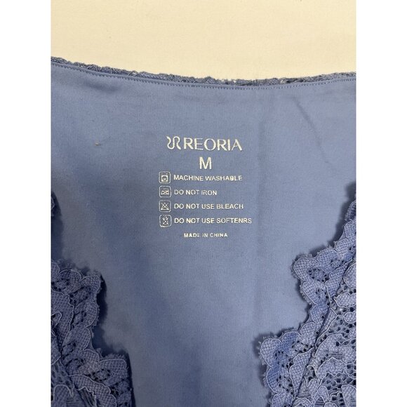 Reoria Blue Cropped Tank Top Lace Overlay Size M Small V Neck 💙 - Picture 3 of 5